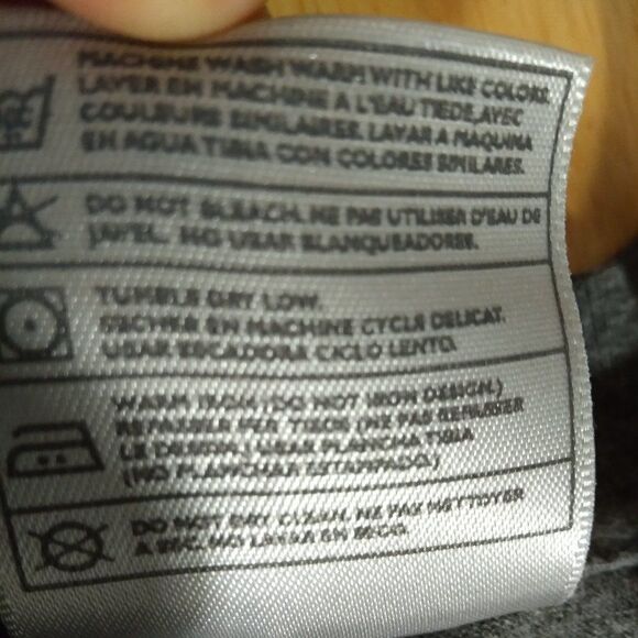 Vintage Nike Footwear & Apparel Logo Long Sleeve T-Shirt - Picture 9 of 9